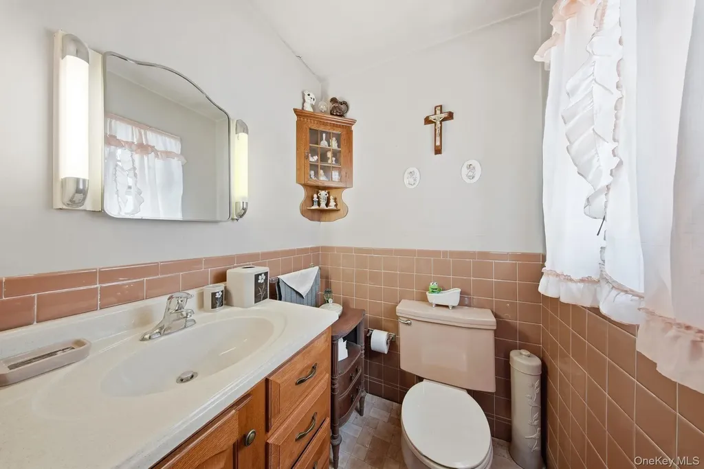 16 Overlook Drive Newburgh NY 12550