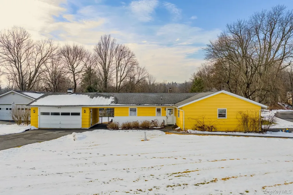 16 Overlook Drive Newburgh NY 12550