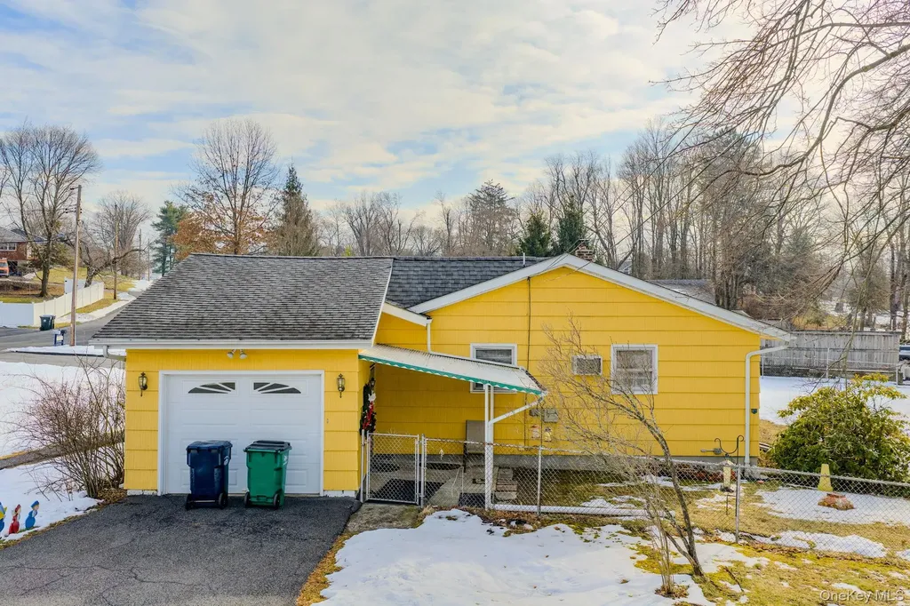 16 Overlook Drive Newburgh NY 12550