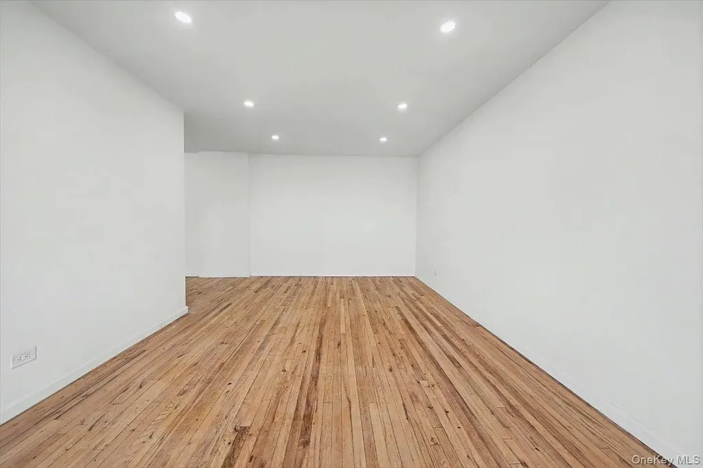 2630 Kingsbridge Terrace Bronx NY 10463