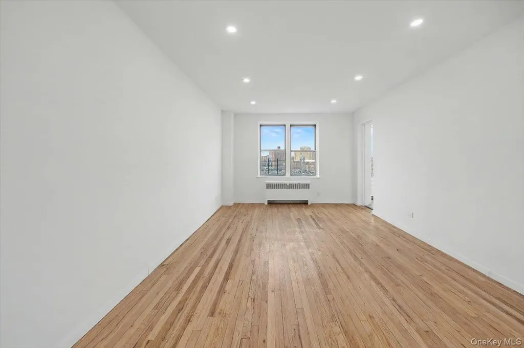 2630 Kingsbridge Terrace Bronx NY 10463