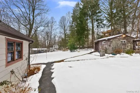 37 Barrett Hill Road Carmel NY 10512