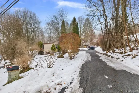 37 Barrett Hill Road Carmel NY 10512