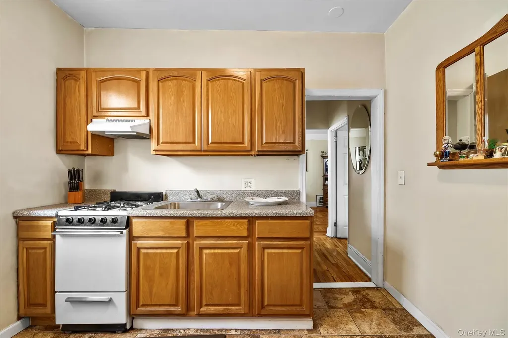 2976 Lawton Avenue Bronx NY 10465