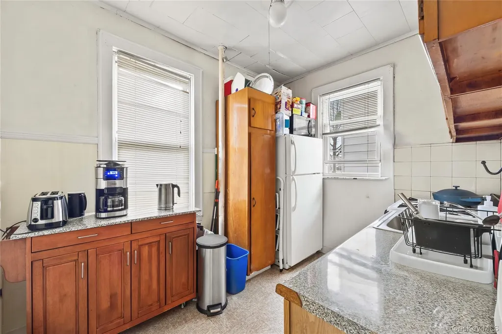2976 Lawton Avenue Bronx NY 10465