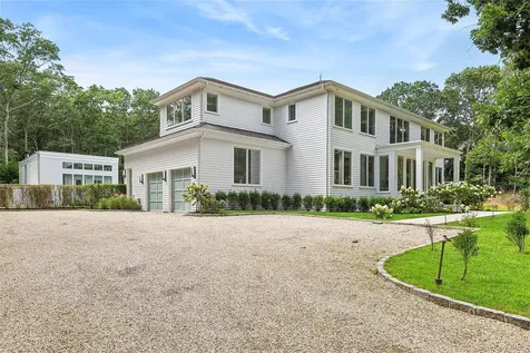 1552 Deerfield Road Water Mill NY 11976