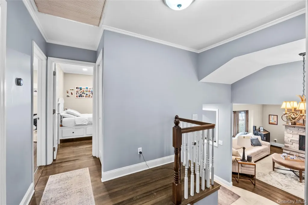 26 Glenwood Road Plainview NY 11803