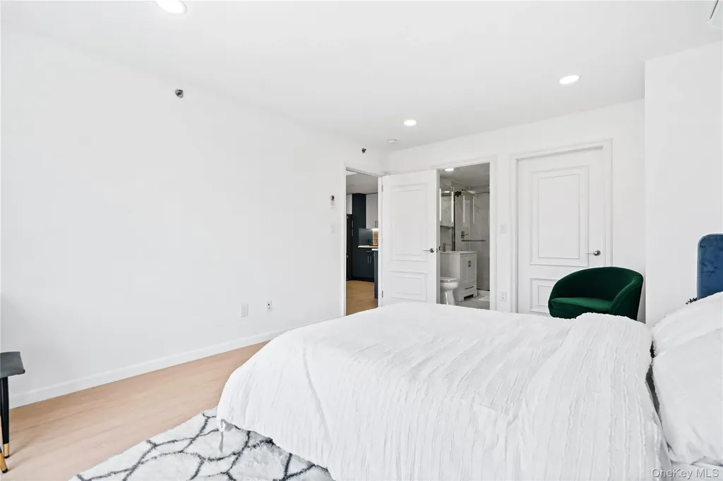13450 Blossom Avenue Flushing NY 11355