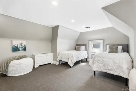 64 Trenor Drive New Rochelle NY 10804