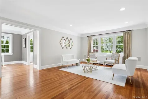 64 Trenor Drive New Rochelle NY 10804