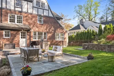 64 Trenor Drive New Rochelle NY 10804