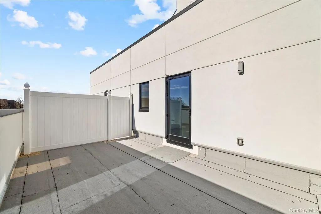 150-02 Northern Boulevard Flushing NY 11354