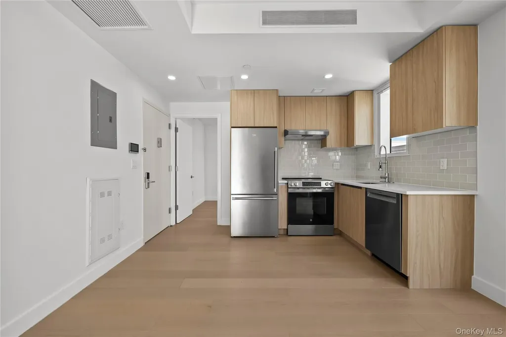 150-02 Northern Boulevard Flushing NY 11354