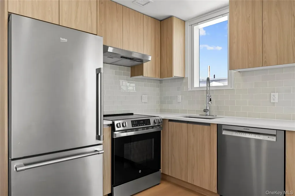 150-02 Northern Boulevard Flushing NY 11354
