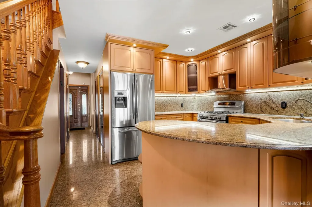 822 Dean Avenue Bronx NY 10465