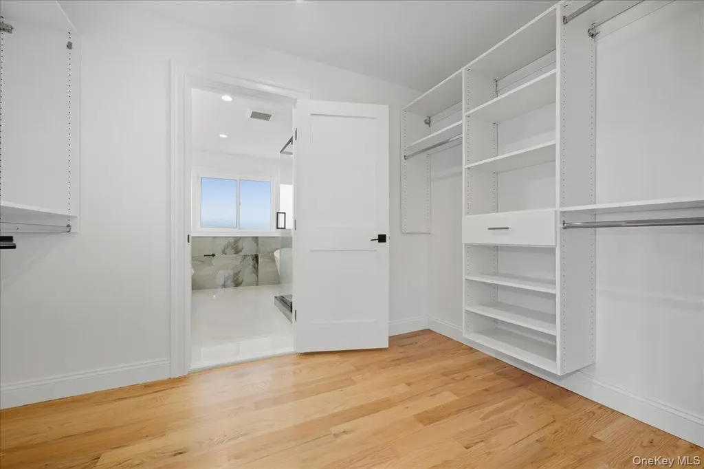 2 Jupiter Lane Levittown NY 11756