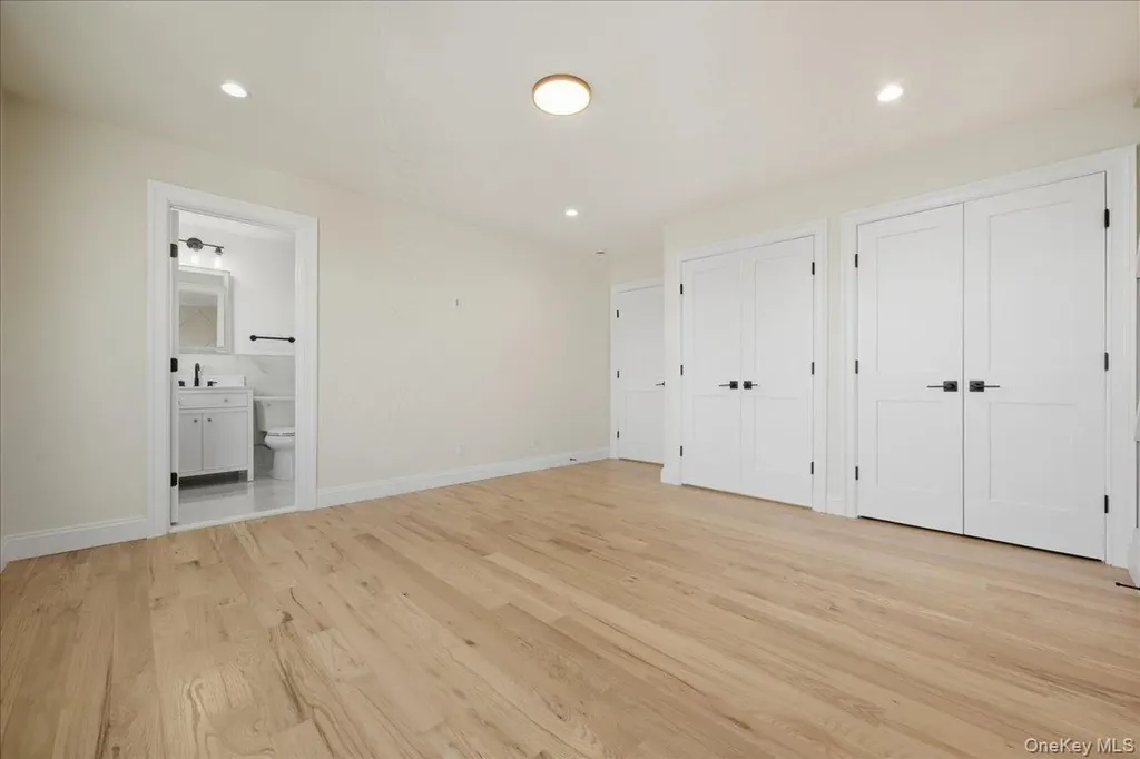 2 Jupiter Lane Levittown NY 11756
