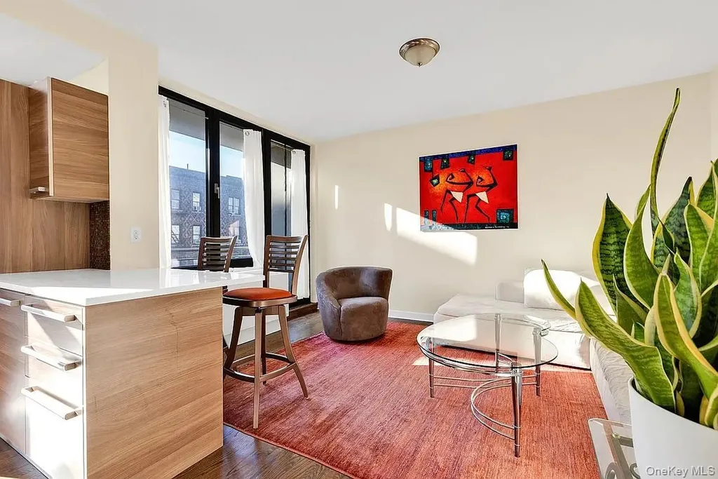 2833 Ocean Parkway Brooklyn NY 11235
