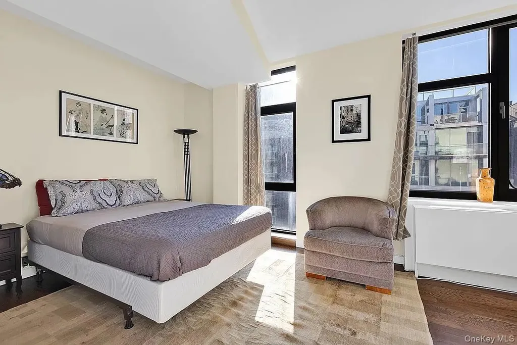 2833 Ocean Parkway Brooklyn NY 11235