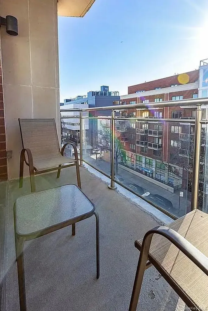 2833 Ocean Parkway Brooklyn NY 11235