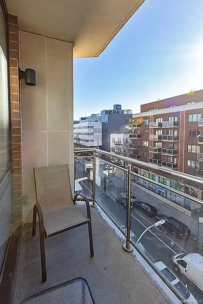 2833 Ocean Parkway Brooklyn NY 11235