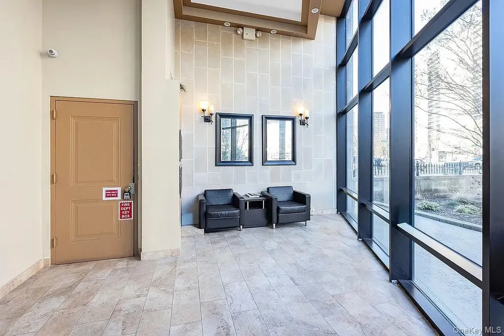 2833 Ocean Parkway Brooklyn NY 11235