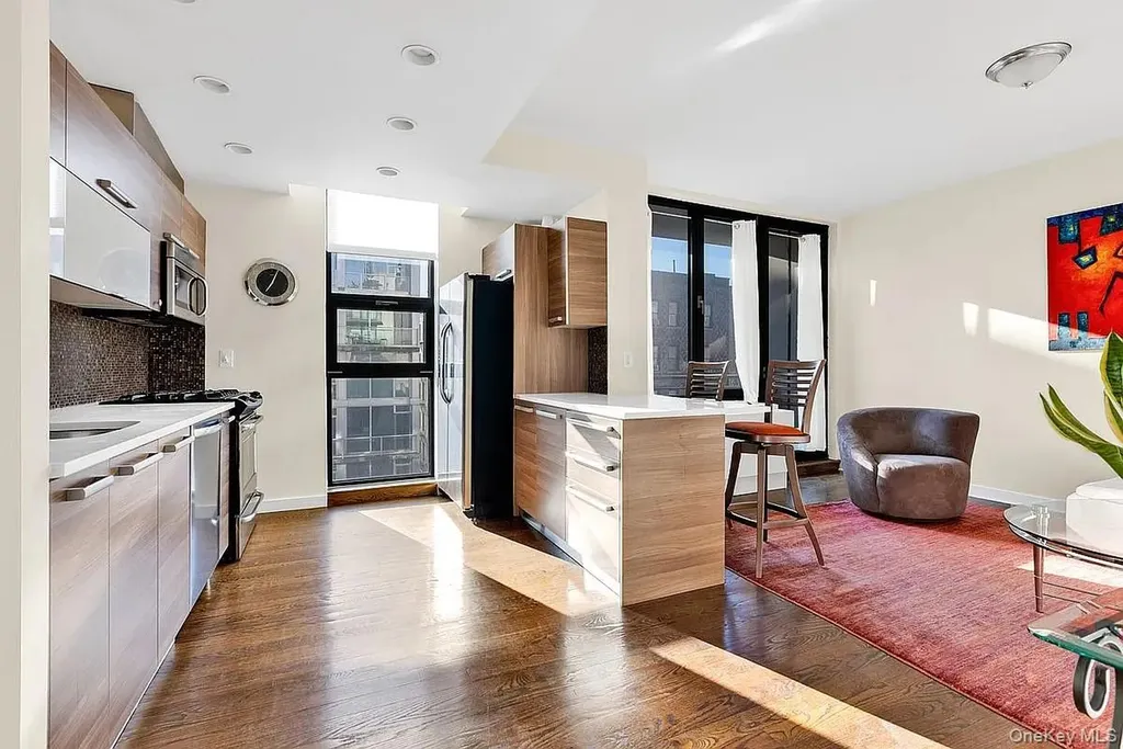 2833 Ocean Parkway Brooklyn NY 11235