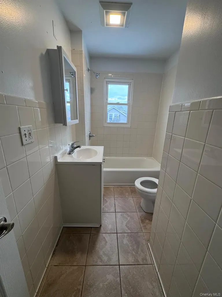 709 Tower Avenue Maybrook NY 12543