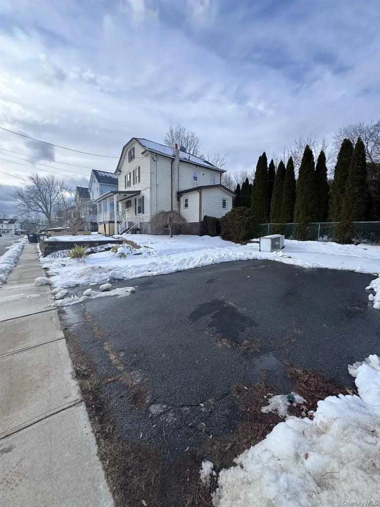 709 Tower Avenue Maybrook NY 12543
