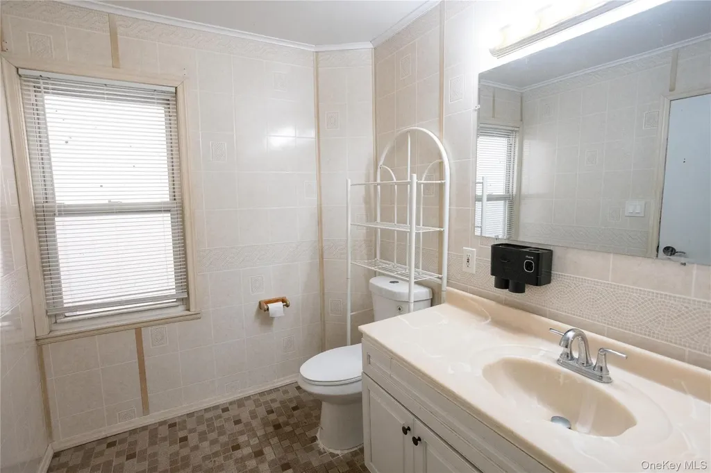 43-18 214th Place Bayside NY 11361