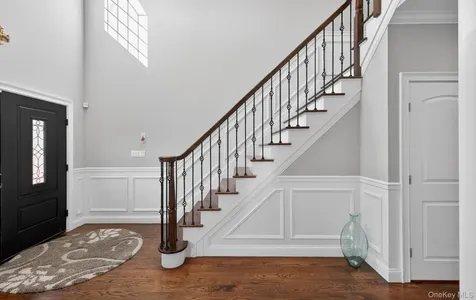 805 Pine Place Bellmore NY 11710