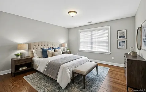 805 Pine Place Bellmore NY 11710