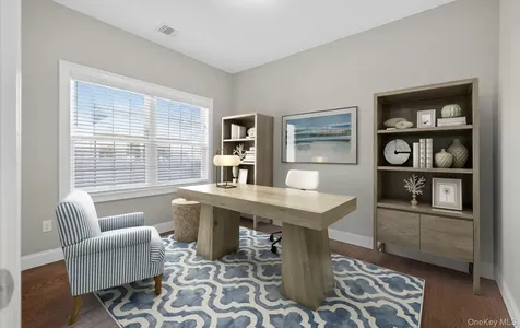 805 Pine Place Bellmore NY 11710