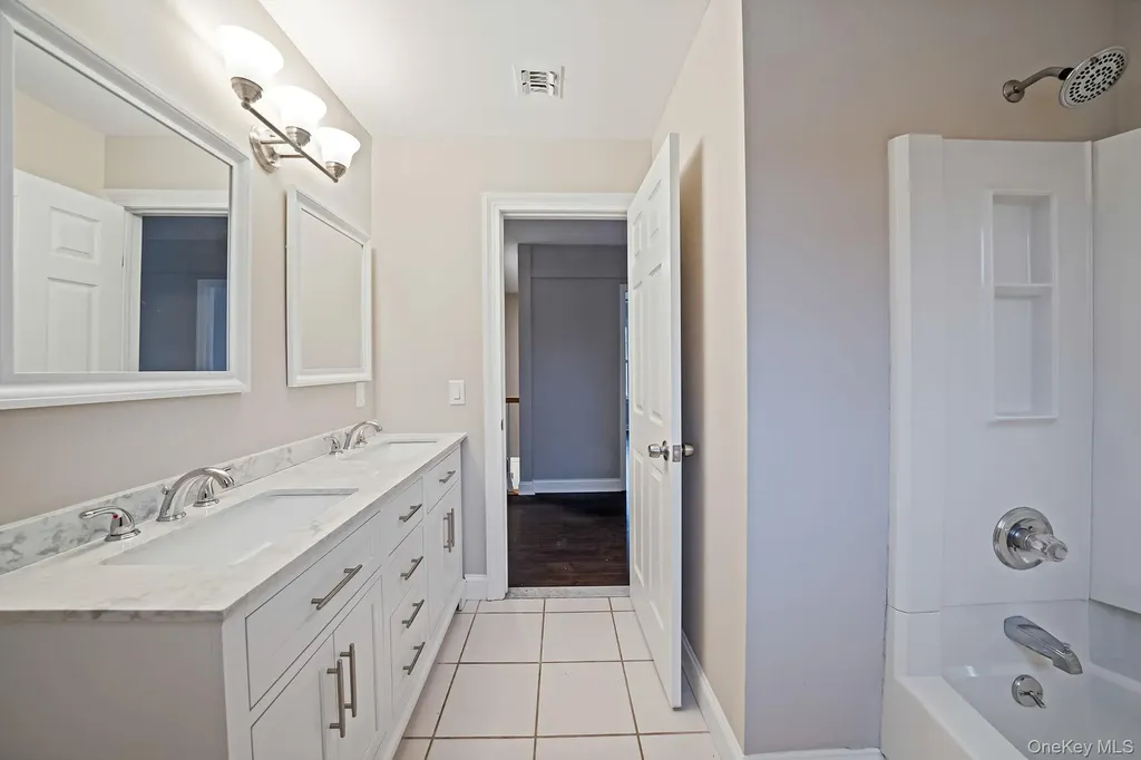 30 Lakeview Drive Mastic Beach NY 11951