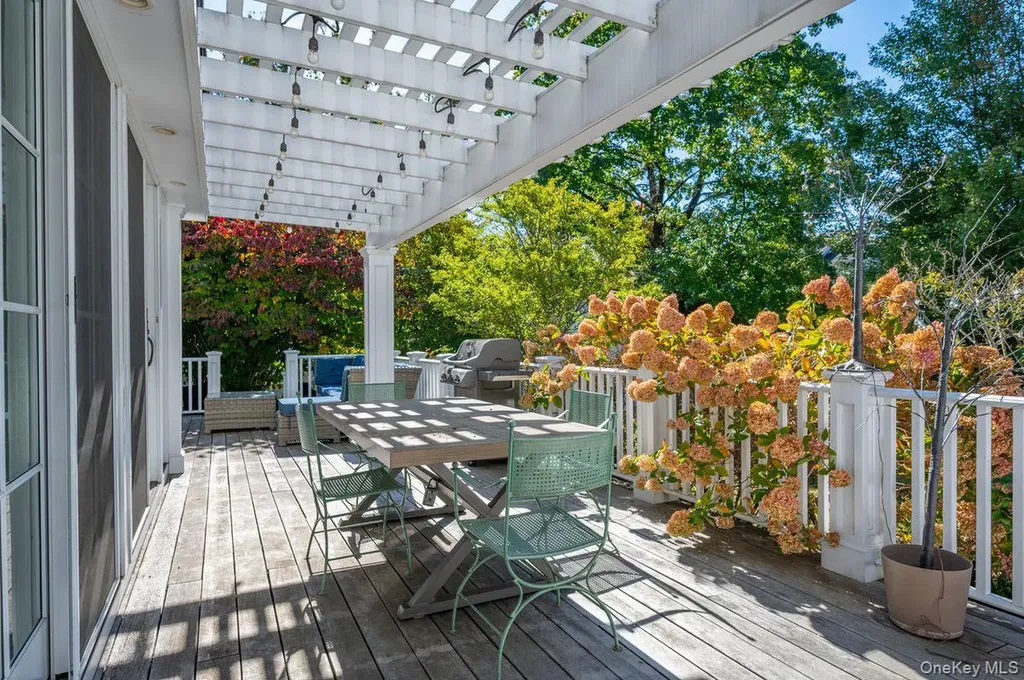 443 Highbrook Avenue Pelham NY 10803