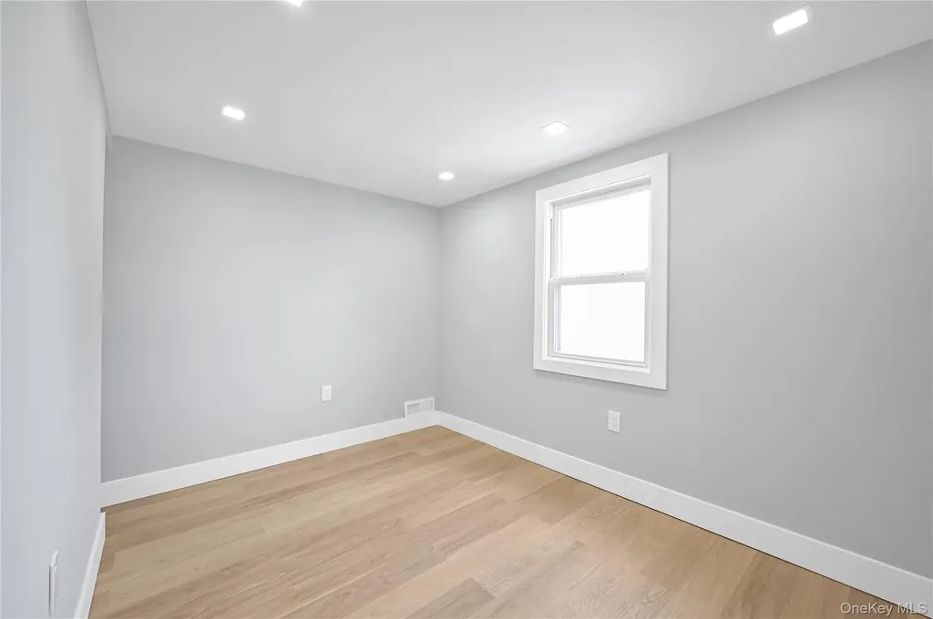 179 Hoffman Avenue Elmont NY 11003