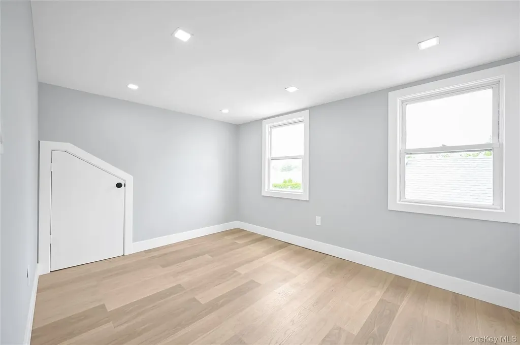 179 Hoffman Avenue Elmont NY 11003