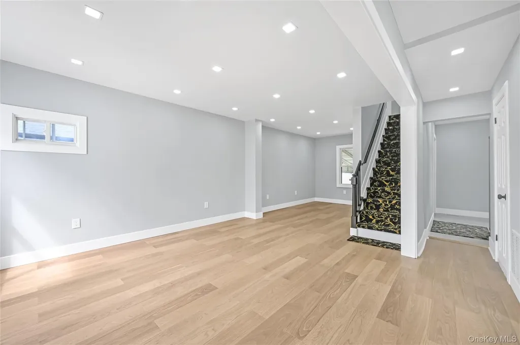 179 Hoffman Avenue Elmont NY 11003
