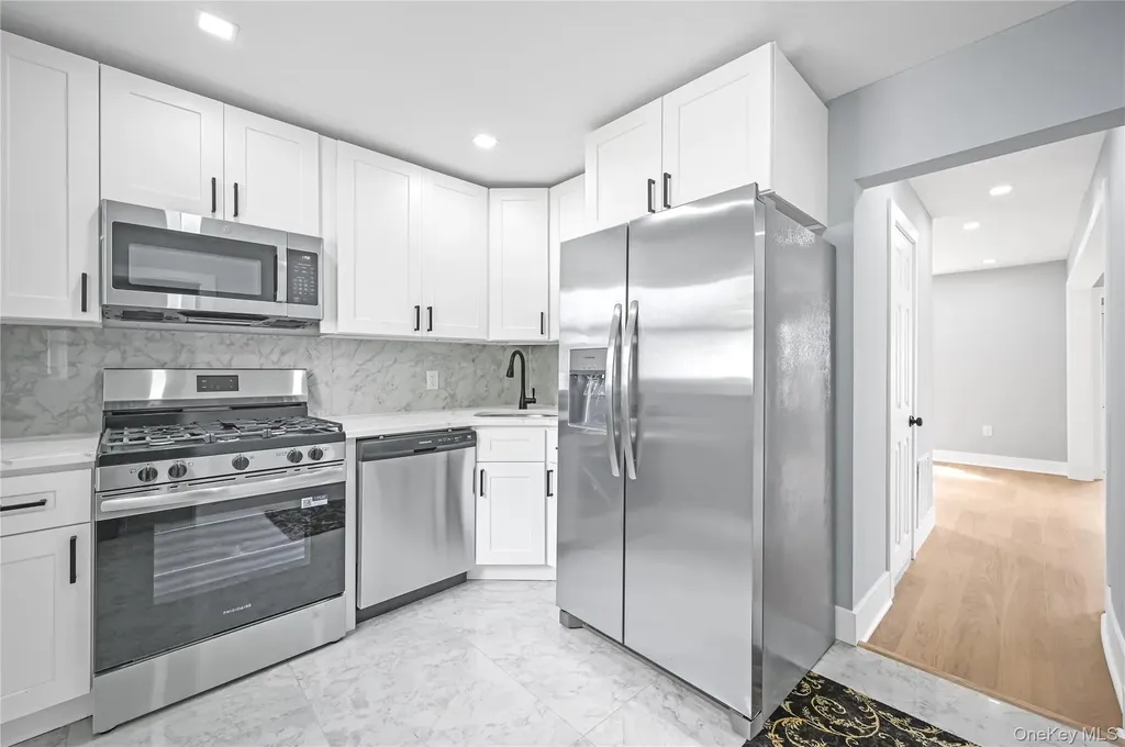 179 Hoffman Avenue Elmont NY 11003