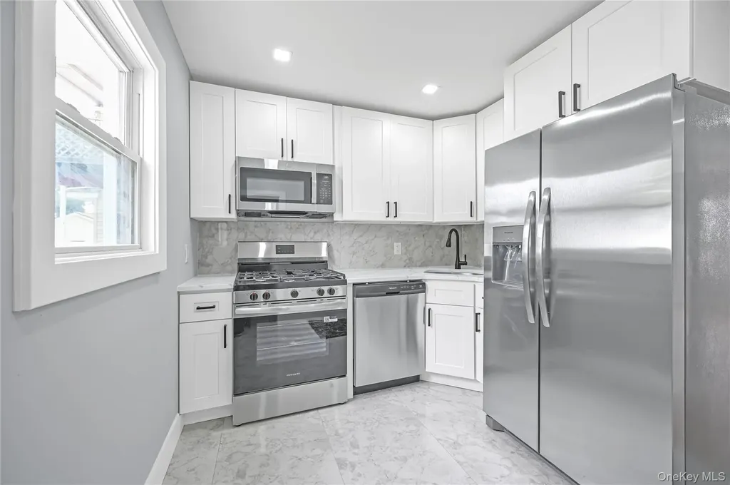 179 Hoffman Avenue Elmont NY 11003