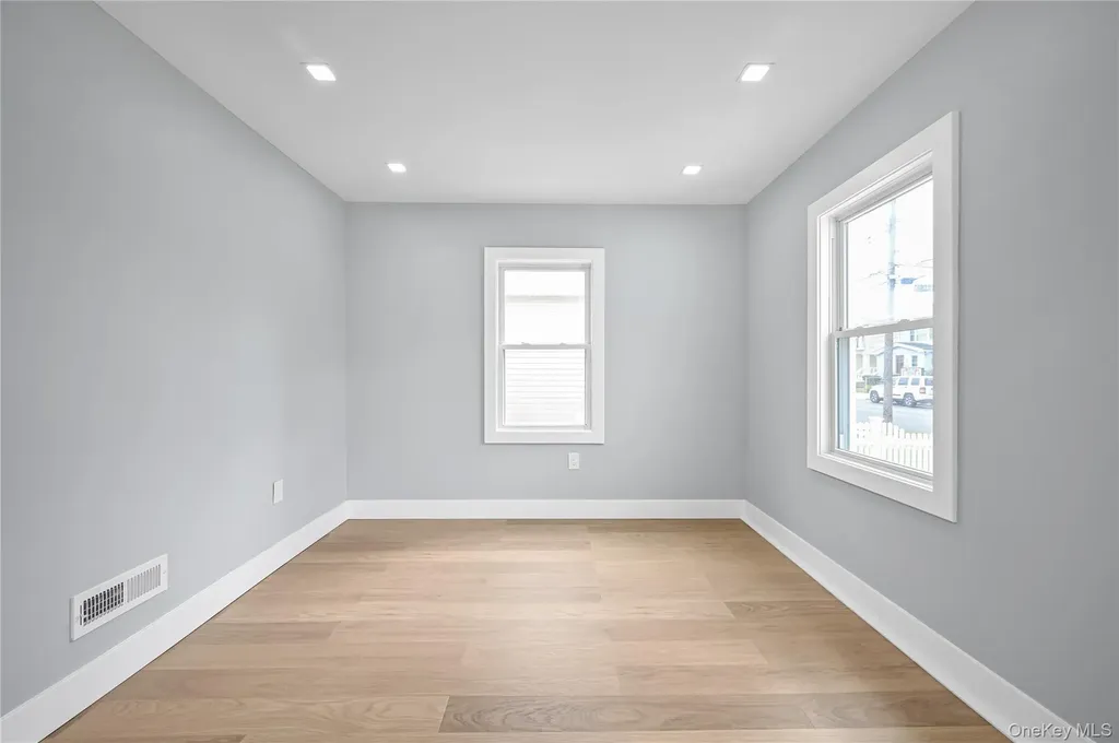 179 Hoffman Avenue Elmont NY 11003