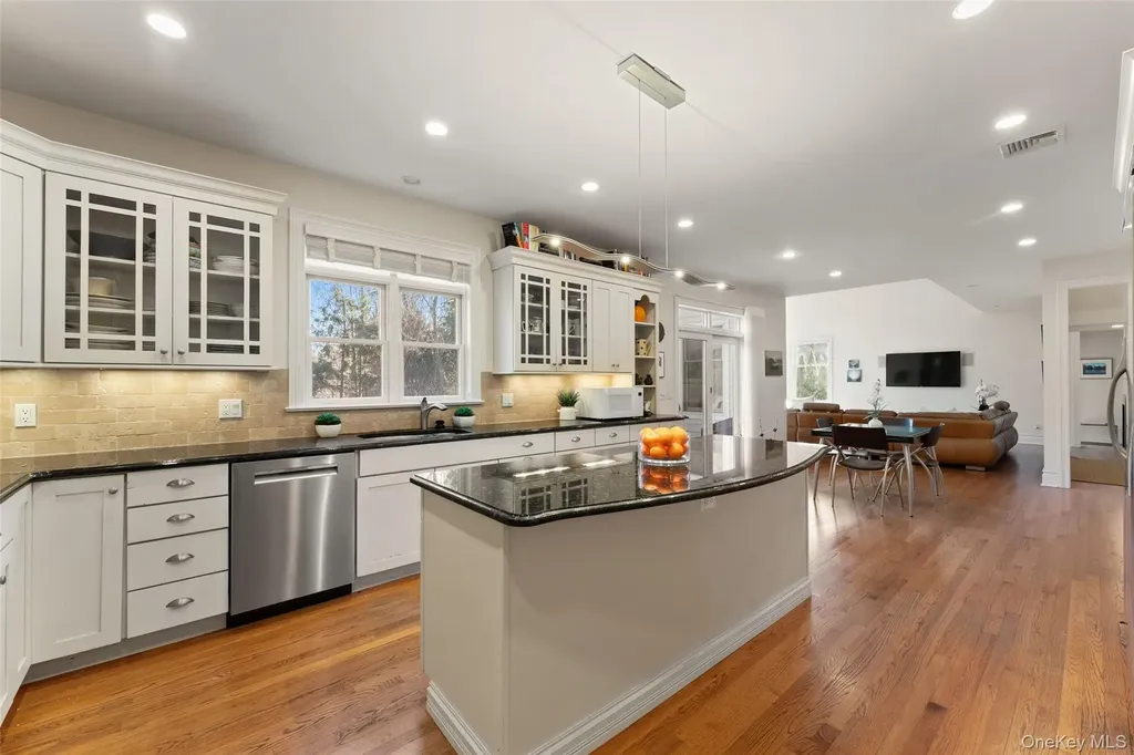 5 Stonewall Lane Mamaroneck NY 10543