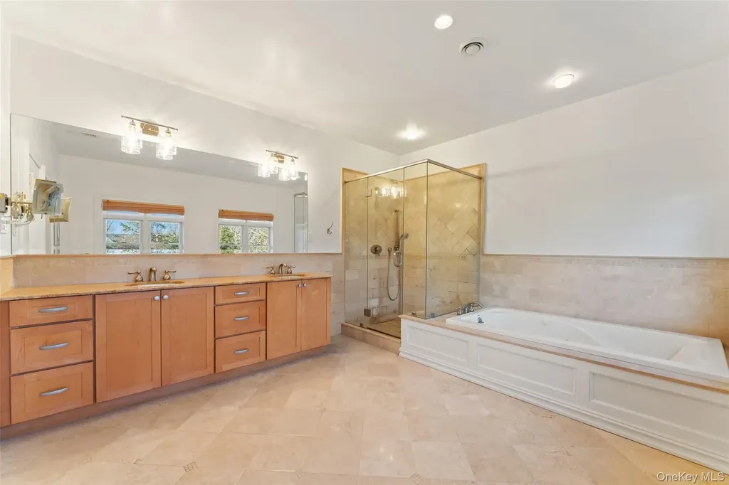 5 Stonewall Lane Mamaroneck NY 10543