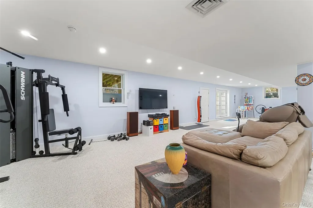 5 Stonewall Lane Mamaroneck NY 10543