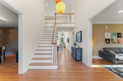 5 Stonewall Lane Mamaroneck NY 10543
