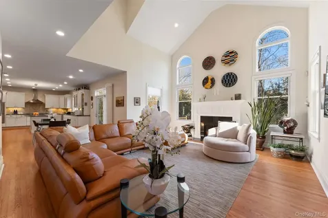 5 Stonewall Lane Mamaroneck NY 10543