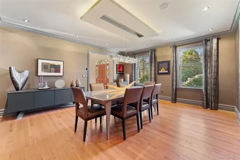 5 Stonewall Lane Mamaroneck NY 10543