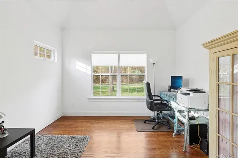 9 Sipala Court Manorville NY 11949