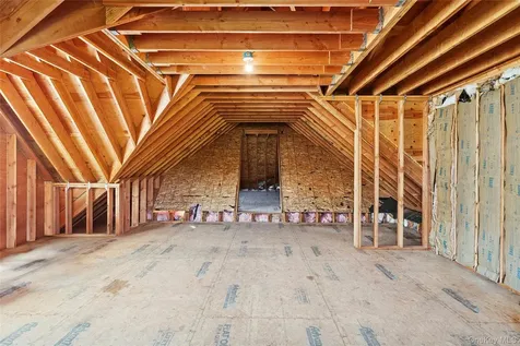 9 Sipala Court Manorville NY 11949