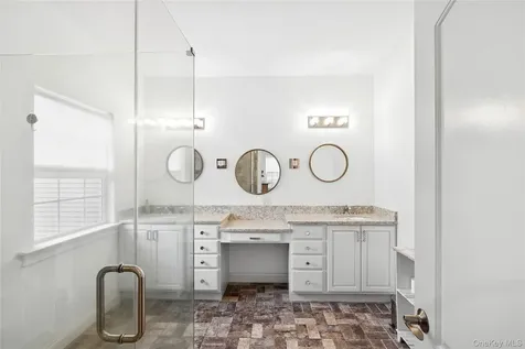 9 Sipala Court Manorville NY 11949